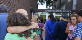 “En segundos, comenzó la situación”, narra director de la escuela católica de Minneapolis “En segundos, comenzó la situación”, narra director de la escuela católica de Minneapolis