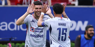Liga MX: Cruz Azul derrota 2-1 a Chivas y la máquina se mantiene invicta Liga MX: Cruz Azul derrota 2-1 a Chivas y la máquina se mantiene invicta