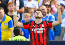 El “Bebote”, Santiago Giménez, anota en amistoso con el AC Milan ante Leeds United El "Bebote", Santiago Giménez, anota en amistoso con el AC Milan ante Leeds United