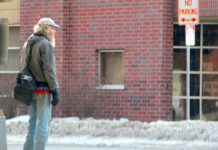 Minnesota enfrenta la crisis por la falta de vivienda de los veteranos de guerra Minnesota enfrenta la crisis por la falta de vivienda de los veteranos de guerra