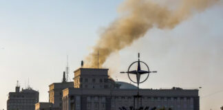 Rusia lanza la mayor ofensiva aérea contra Ucrania; impacta sede del Gobierno en Kiev Rusia lanza la mayor ofensiva aérea contra Ucrania; impacta sede del Gobierno en Kiev