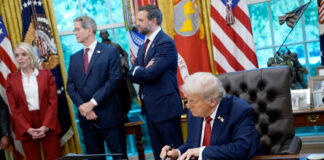 Casa Blanca alista recortes y despidos de Trump ante posible cierre del gobierno federal Casa Blanca alista recortes y despidos de Trump ante posible cierre del gobierno federal