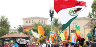 “El Grito” se apaga en ciudades de EEUU por miedo a las redadas migratorias de Trump "El Grito" se apaga en ciudades de EEUU por miedo a las redadas migratorias de Trump