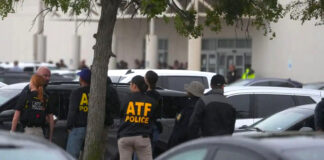 Muere mexicano herido en el tiroteo en oficinas del ICE en Dallas, reporta su familia Muere mexicano herido en el tiroteo en oficinas del ICE en Dallas, reporta su familia