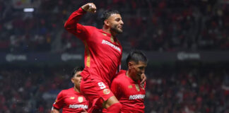 Liga MX: Toluca tiene una noche magistral y golea 6-2 a Rayados de Monterrey Liga MX: Toluca tiene una noche magistral y golea 6-2 a Rayados de Monterrey