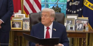 Trump firma orden ejecutiva que garantiza funcionamiento de TikTok en EEUU Trump firma orden ejecutiva que garantiza funcionamiento de TikTok en EEUU