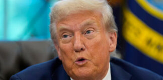 Trump considera atacar a cárteles en Venezuela y derrocar a Nicolás Maduro: CNN Trump considera atacar a cárteles en Venezuela y derrocar a Nicolás Maduro: CNN