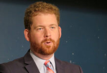 El representante Zack Stephenson fue elegido líder del DFL en la Cámara de Representantes El representante Zack Stephenson fue elegido líder del DFL en la Cámara de Representantes