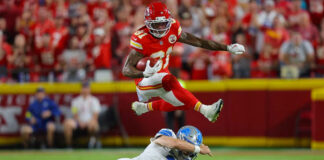 Los Chiefs dan golpe de autoridad y vencen 30-17 a los Lions en el Sunday Night Football Los Chiefs dan golpe de autoridad y vencen 30-17 a los Lions en el Sunday Night Football