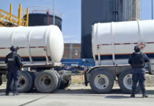 Aseguran más de un millón 600 mil litros de huachicol en cateo a empresa en Guanajuato Aseguran más de un millón 600 mil litros de huachicol en cateo a empresa en Guanajuato