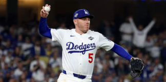 Serie Mundial: Dodgers se imponen 6-5 a Toronto después de 18 entradas y casi siete horas Serie Mundial: Dodgers se imponen 6-5 a Toronto después de 18 entradas y casi siete horas