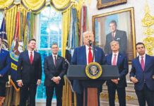 Trump exige a Israel que deje de bombardear Gaza para negociar la entrega de rehenes de Hamas Trump exige a Israel que deje de bombardear Gaza para negociar la entrega de rehenes de Hamas