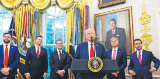 Trump exige a Israel que deje de bombardear Gaza para negociar la entrega de rehenes de Hamas Trump exige a Israel que deje de bombardear Gaza para negociar la entrega de rehenes de Hamas