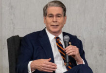 EEUU anuncia financiamiento de 20 mil mdd para Argentina y compra de pesos argentinos EEUU anuncia financiamiento de 20 mil mdd para Argentina y compra de pesos argentinos