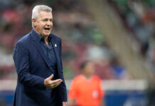 Afición pide salida de Javier Aguirre tras empatar contra Ecuador; cinco juegos sin ganar Afición pide salida de Javier Aguirre tras empatar contra Ecuador; cinco juegos sin ganar
