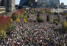 Miles atienden a la marcha ‘No Kings’ en las Twin Cities, en protesta a las políticas de Trump Miles atienden a la marcha 'No Kings' en protesta a las políticas de Trump en las Twin Cities