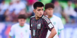 Con 16 años de edad Gilberto Mora juega el Mundial Sub-20, podría ir al Sub-17 y la Copa del Mundo Gilberto Mora podría ir al Mundial Sub-17; ahora juega el Sub-20 y posiblemente la Copa del Mundo