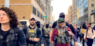 Redada migratoria en Nueva York se sale de control y neoyorquinos enfrentan a agentes del ICE Redada migratoria en Nueva York se sale de control y neoyorquinos enfrentan a agentes del ICE