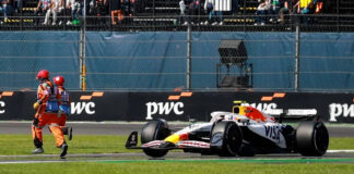 FIA investiga incidente de Liam Lawson con comisarios en el Gran Premio de México FIA investiga incidente de Liam Lawson con comisarios en el Gran Premio de México