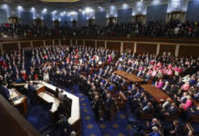 Senado de EEUU aprueba anular los aranceles globales impuestos por Trump Senado de EEUU aprueba anular los aranceles globales impuestos por Trump