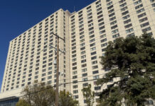 1.500 residentes fueron evacuados de un apartamento en St. Paul tras un incendio 1.500 residentes fueron evacuados de un apartamento en St. Paul tras un incendio