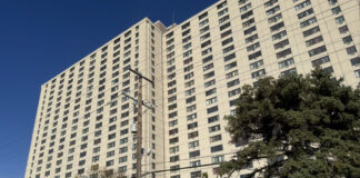 1.500 residentes fueron evacuados de un apartamento en St. Paul tras un incendio 1.500 residentes fueron evacuados de un apartamento en St. Paul tras un incendio