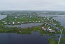 Tifón Halong deja estragos en Alaska; evacúan a cientos de personas; hay 2 desparecidos Tifón Halong deja estragos en Alaska; evacúan a cientos de personas; hay 2 desparecidos