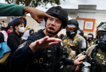 Tiroteo deja 2 personas muertas y otras 12 heridas en el centro de Alabama Tiroteo deja 2 personas muertas y otras 12 heridas en el centro de Alabama