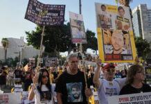 Trump urge a Hamas e Israel a “moverse rápido” en las negociaciones sobre un alto el fuego Trump urge a Hamas e Israel a "moverse rápido" en las negociaciones sobre un alto el fuego