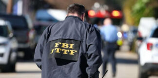 Dos jefes de policía y 12 agentes aceptaban sobornos para tráfico de drogas, en Mississippi Dos jefes de policía y 12 agentes aceptaban sobornos para tráfico de drogas, en Mississippi