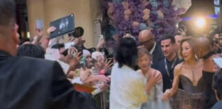 El fan que atacó a Ariana Grande enfrenta cargos con una posible pena de 3 meses de cárcel El fan que atacó a Ariana Grande enfrenta cargos con una posible pena de 3 meses de cárcel