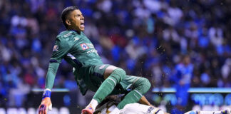 Tras fracturar a Kevin Mier, Adalberto Carrasquilla recibe solo un partido de suspensión Tras fracturar a Kevin Mier, Adalberto Carrasquilla recibe solo un partido de suspensión