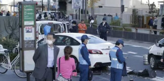 Arrestan a hombre que atropelló a 11 personas en Tokio; conducía un auto robado Arrestan a hombre que atropelló a 11 personas en Tokio; conducía un auto robado