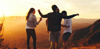 Jóvenes mexicanos reorientan sus estudios hacia el medio ambiente y la justicia social Jóvenes mexicanos reorientan sus estudios hacia el medio ambiente y la justicia social