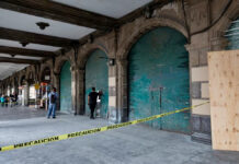 Dueños de joyerías del Centro Histórico siguen sin apoyo tras saqueos del 2 de octubre Dueños de joyerías del Centro Histórico siguen sin apoyo tras saqueos del 2 de octubre