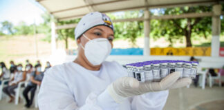 Robert F. Kennedy Jr. agudiza los ataques contra las vacunas, sin respaldo científico Robert F. Kennedy Jr. agudiza los ataques contra las vacunas, sin respaldo científico