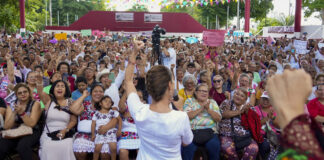 Más de 3 millones de mujeres reciben la Pensión Mujeres Bienestar: Claudia Sheinbaum Más de 3 millones de mujeres reciben la Pensión Mujeres Bienestar: Claudia Sheinbaum