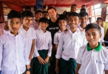 El embajador de buena voluntad UNICEF, Orlando Bloom, visita a refugiados rohingya en Bangladesh El embajador de buena voluntad UNICEF, Orlando Bloom, visita a refugiados rohingya en Bangladesh