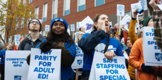 Maestros de Minneapolis presentan aviso de intención de huelga; continúan las negociaciones Maestros de Minneapolis presentan aviso de intención de huelga; continúan negociaciones