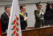 Rodrigo Paz jura como nuevo presidente de Bolivia; dice que el país “está devastado” Rodrigo Paz jura como nuevo presidente de Bolivia; dice que el país "está devastado"