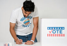 Trump pierde apoyo entre los votantes latinos, según encuesta del Pew Research Center Trump pierde apoyo entre los votantes latinos, según encuesta del Pew Research Center