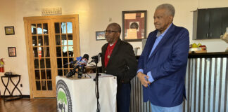 Agricultores de color de Tennessee rechazan “pagos puente” de $12 mil millones de dólares Agricultores de color de Tennessee rechazan "pagos puente" de $12 mil millones de dólares