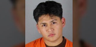 El DHS defiende el arresto de ICE de inmigrante irregular en Augsburg College El DHS defiende el arresto de ICE de inmigrante irregular en Augsburg College