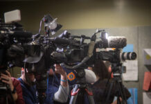 Aún no hay nombre, ni motivo, ni arma; continúa la búsqueda del tirador de Providence Aún no hay nombre, ni motivo, ni arma; continúa la búsqueda del tirador de Providence