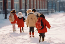 Algunas escuelas abren tarde tras lluvia helada nocturna en el sur de Minnesota Algunas escuelas abren tarde tras lluvia helada nocturna en el sur de Minnesota