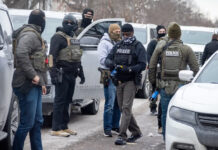 Más arrestos de ICE en Minnesota mientras la Casa Blanca y los demócratas dialogan Más arrestos de ICE en Minnesota mientras la Casa Blanca y los demócratas discuten la operación