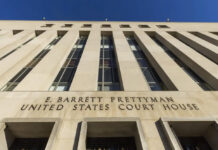 Los inmigrantes no tienen derecho al debido proceso, argumenta el gobierno de Trump Los inmigrantes no tienen derecho al debido proceso, argumenta el gobierno de Trump