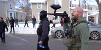 Agentes federales se enfrentan a manifestantes en el sur de Minneapolis Agentes federales se enfrentan a manifestantes en el sur de Minneapolis