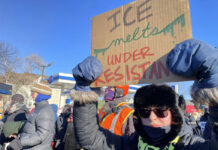 Cientos marchan en Lake Street, en oposición a las actividades de ICE en Minnesota Cientos marchan en Lake Street, en oposición a las actividades de ICE en Minnesota
