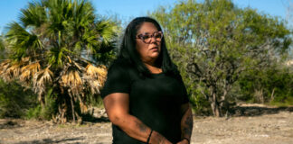 Grupos indígenas luchan por salvar un asentamiento redescubierto en la costa de Texas Grupos indígenas luchan por salvar un asentamiento redescubierto en la costa de Texas